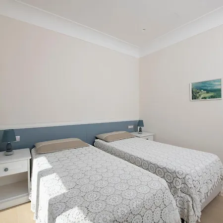 Апартаменти Prima Luce House *